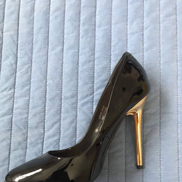 Maiden Lane Black Leather Bliss Pump - Picture 3 of 6